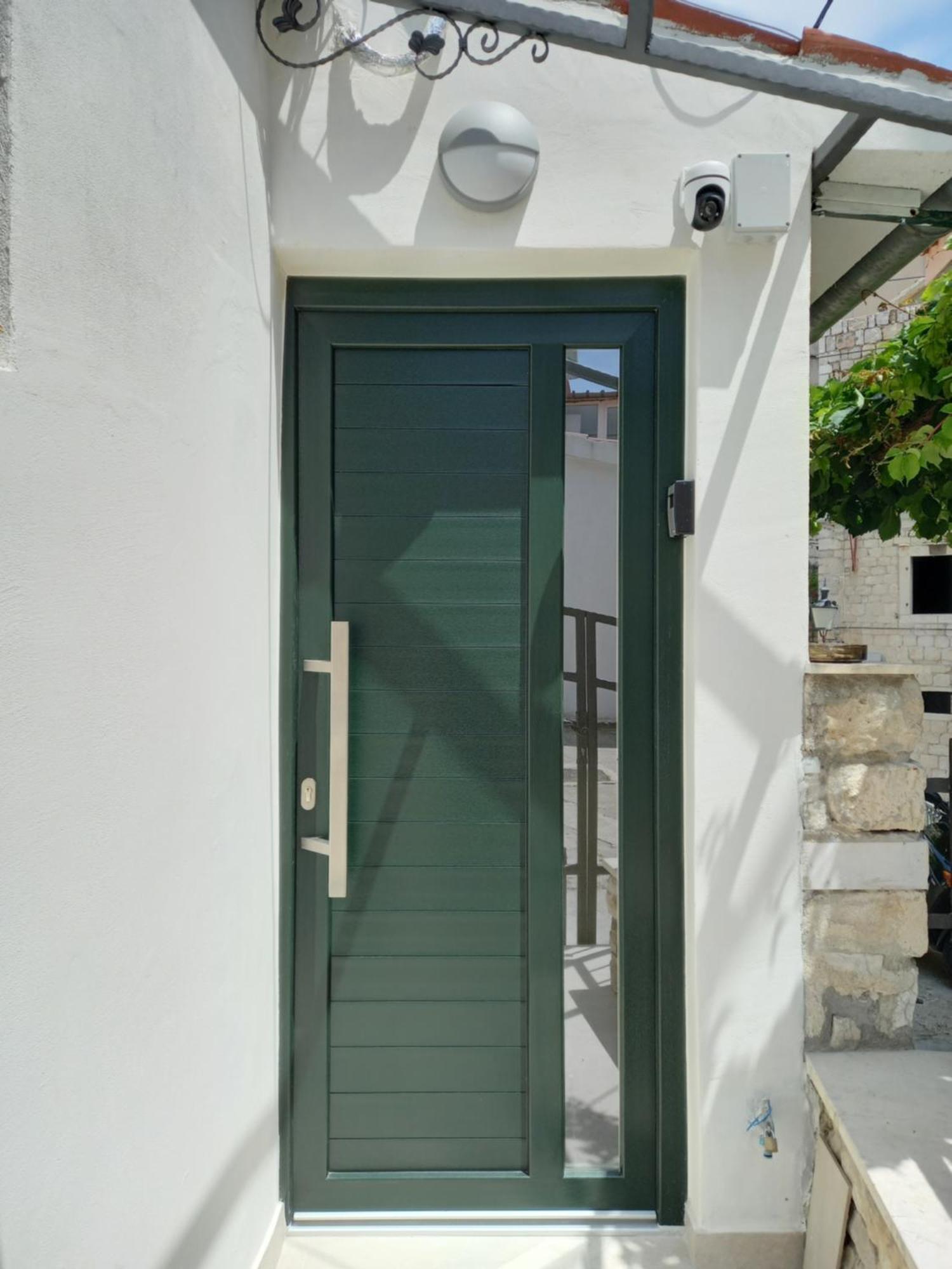 Guest house Downtown Modern *