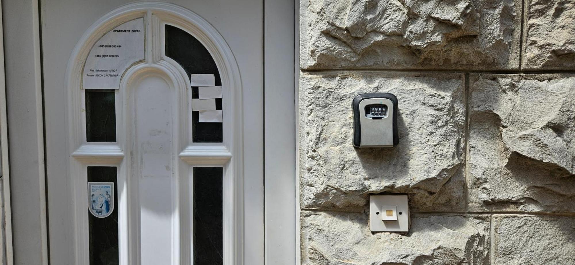 Guest House With Garden - Zuvan 3* Split