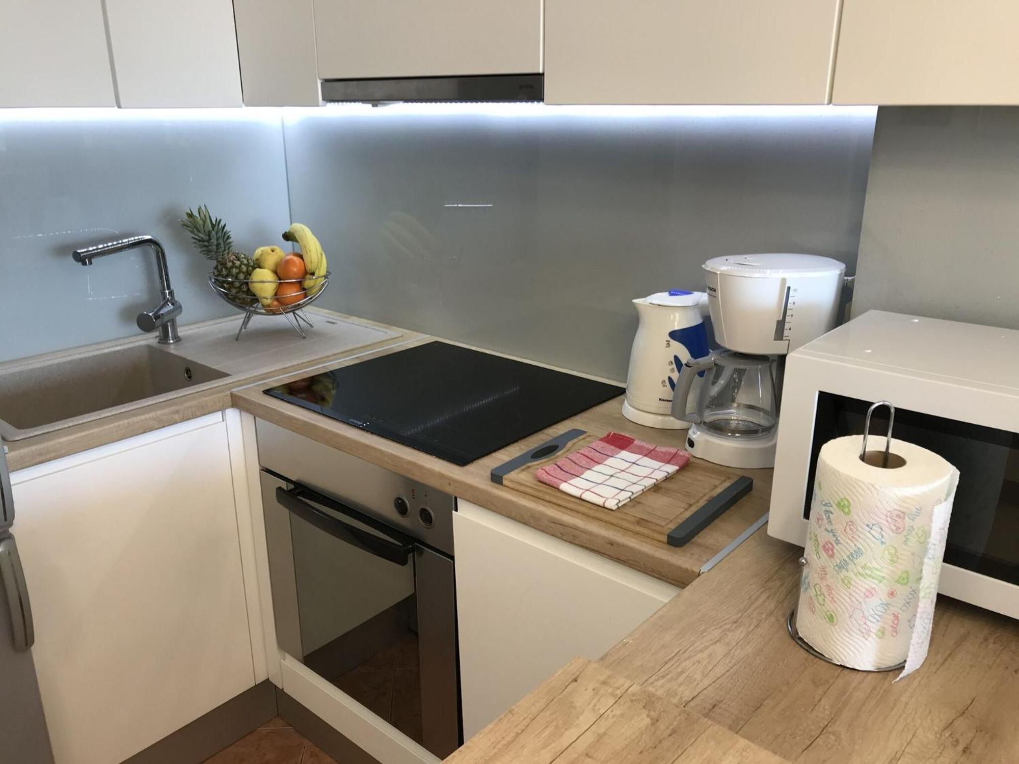 Apartment Walk St - Comfort One Bedroom With Balcony And View A2 *