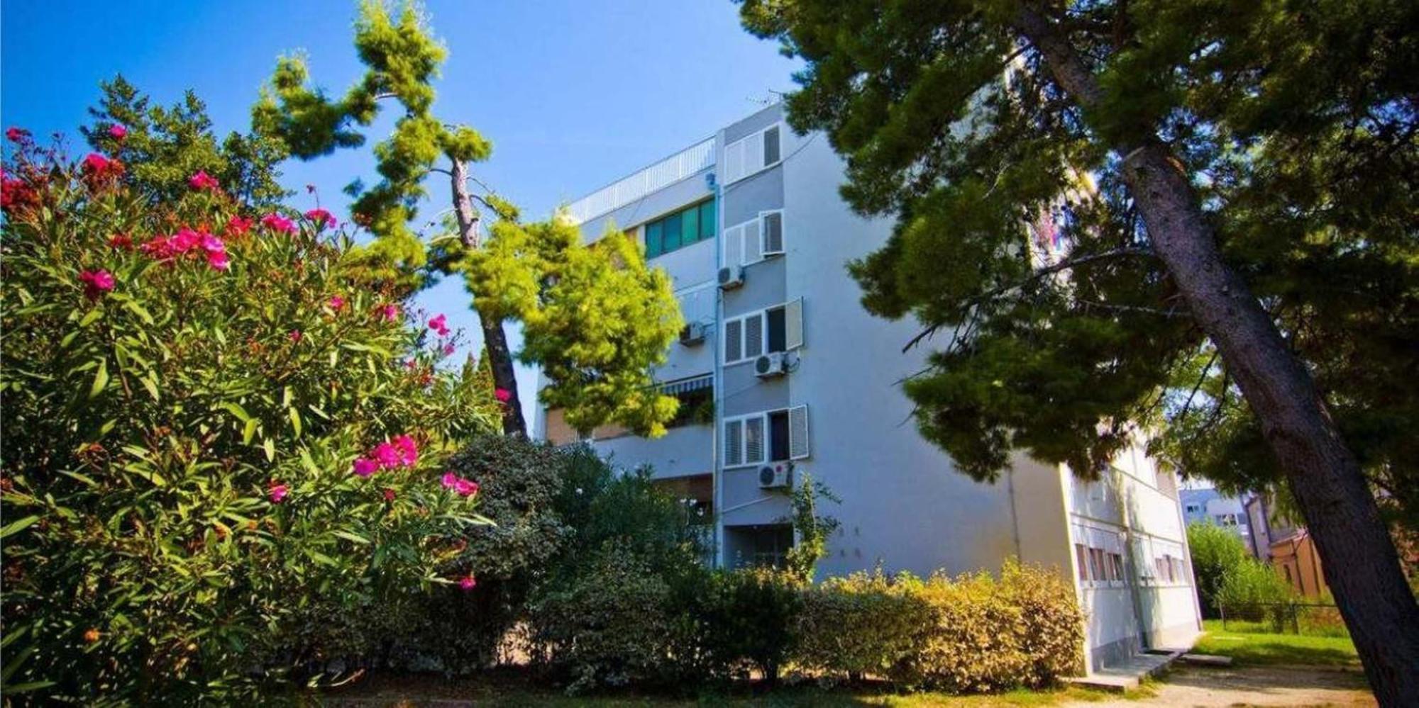 Beach Split Apartments Apartment