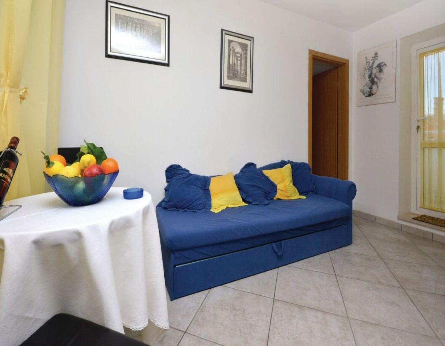 Mia Apartment Split