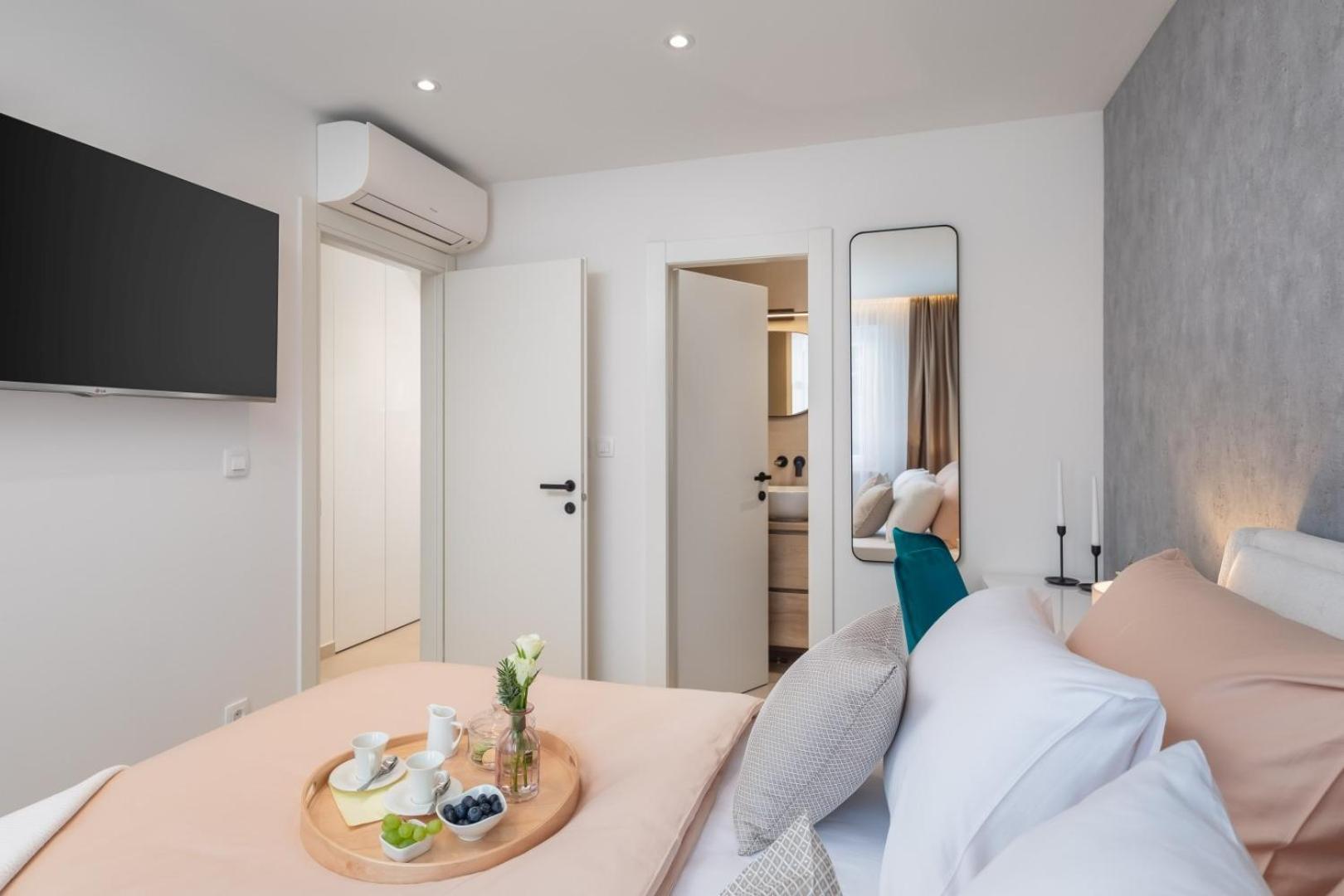 Apartamento Luxury Silvery In Center With Jacuzzi, Sauna And Parking