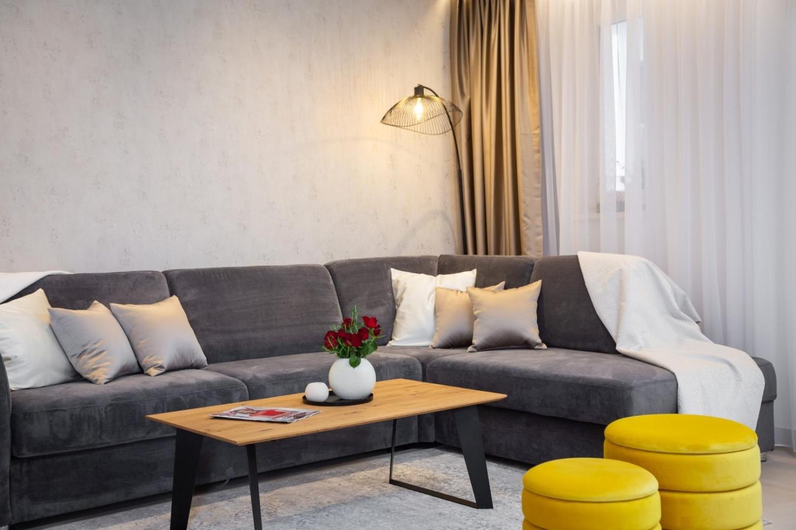 Luxury Silvery In Center With Jacuzzi, Sauna And Parking Apartamento