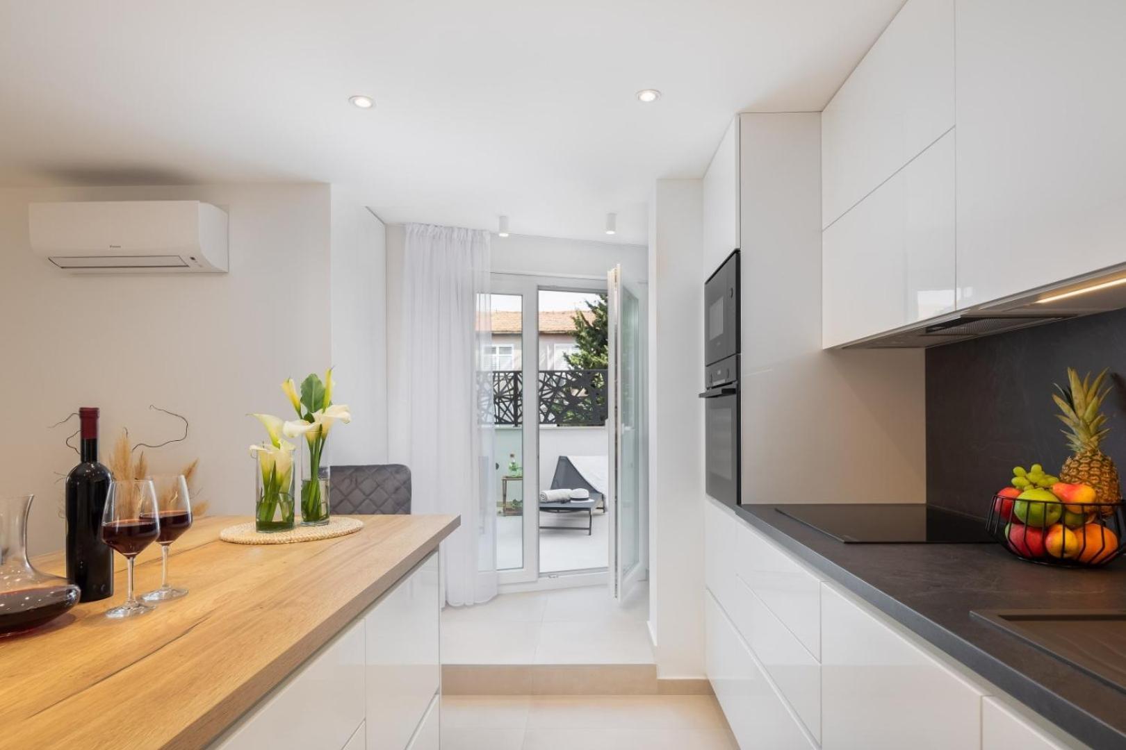 Apartamento Luxury Silvery In Center With Jacuzzi, Sauna And Parking