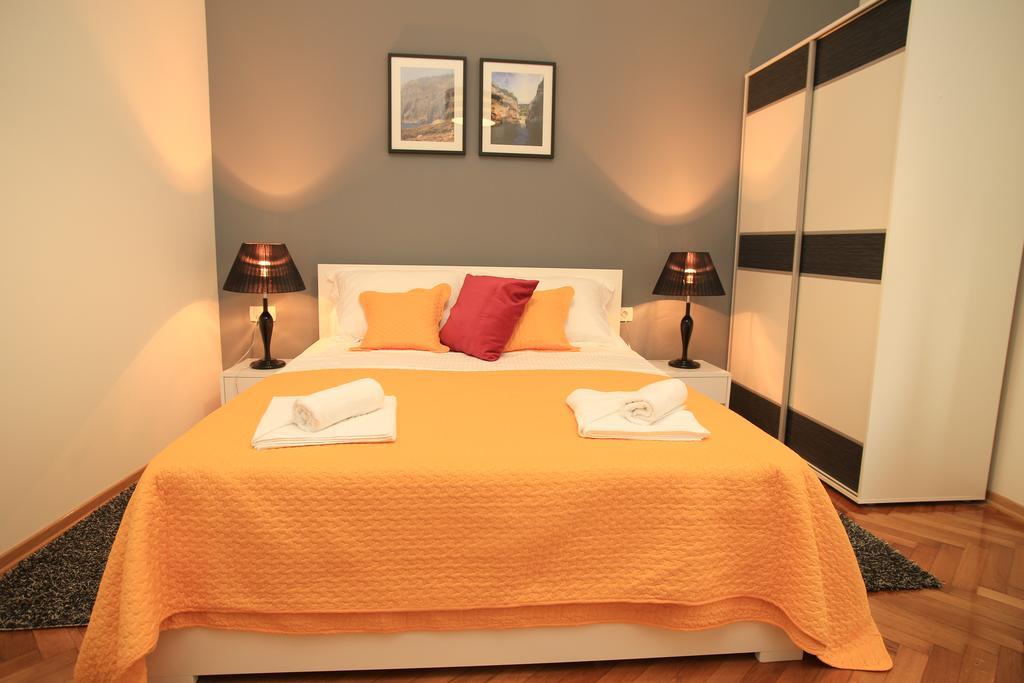 Contarini Luxury Split