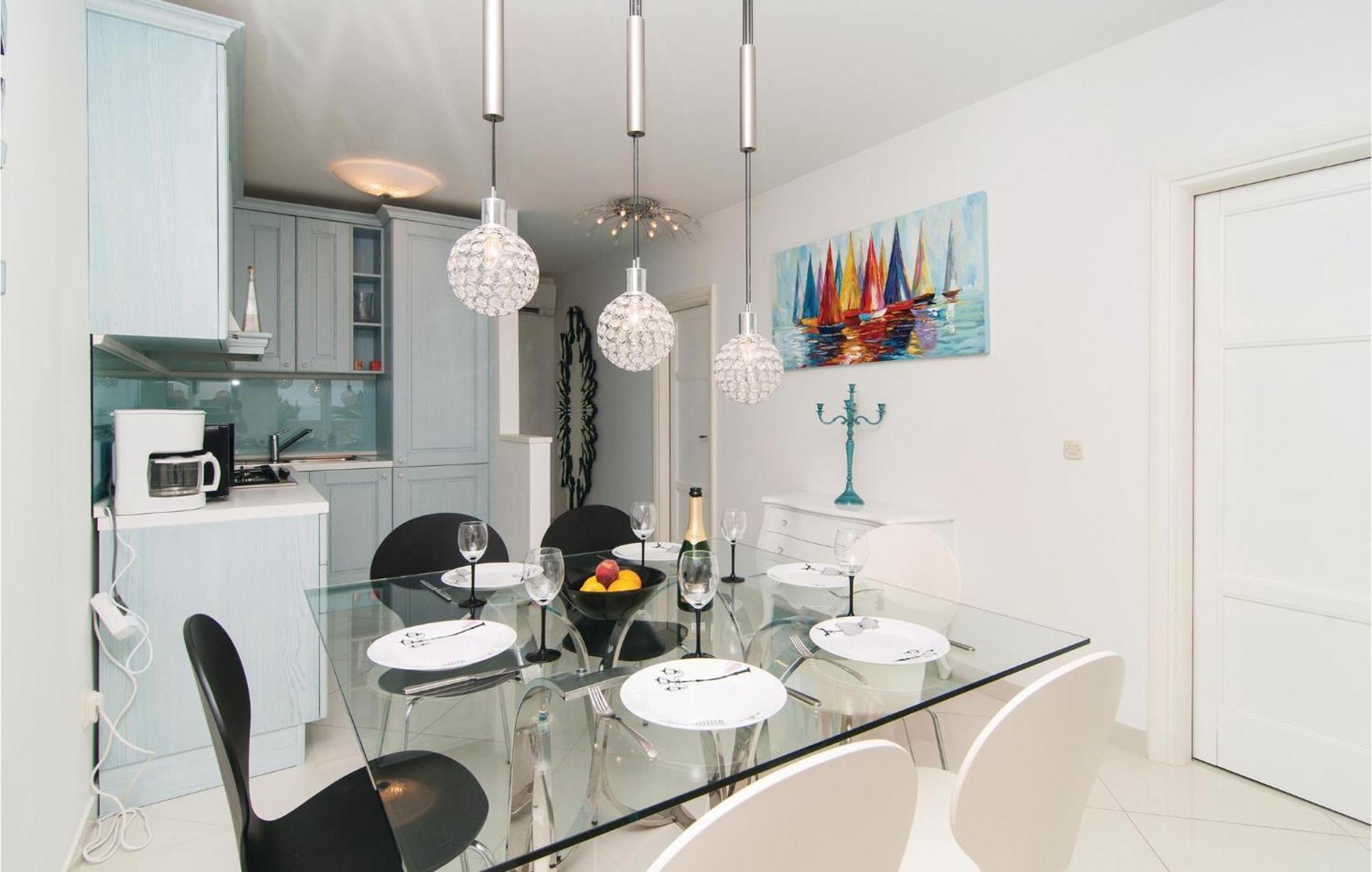Awesome In With Kitchen *