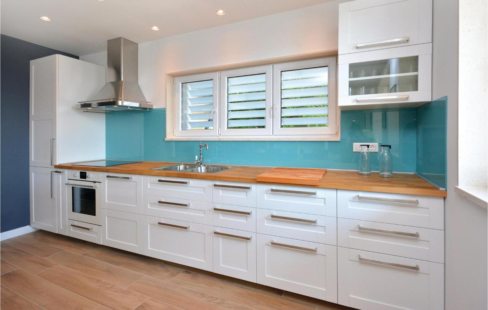 Lovely In With House Sea View Split