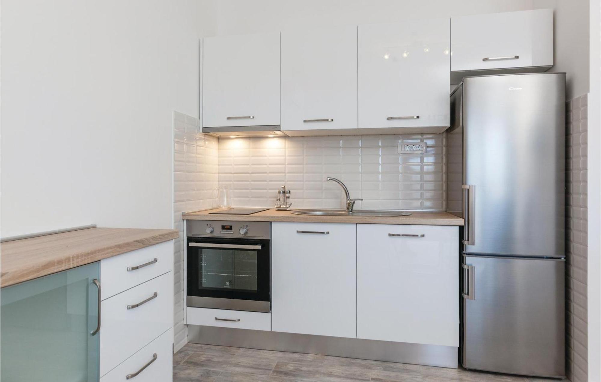Apartment Pet Friendly In With Wifi *