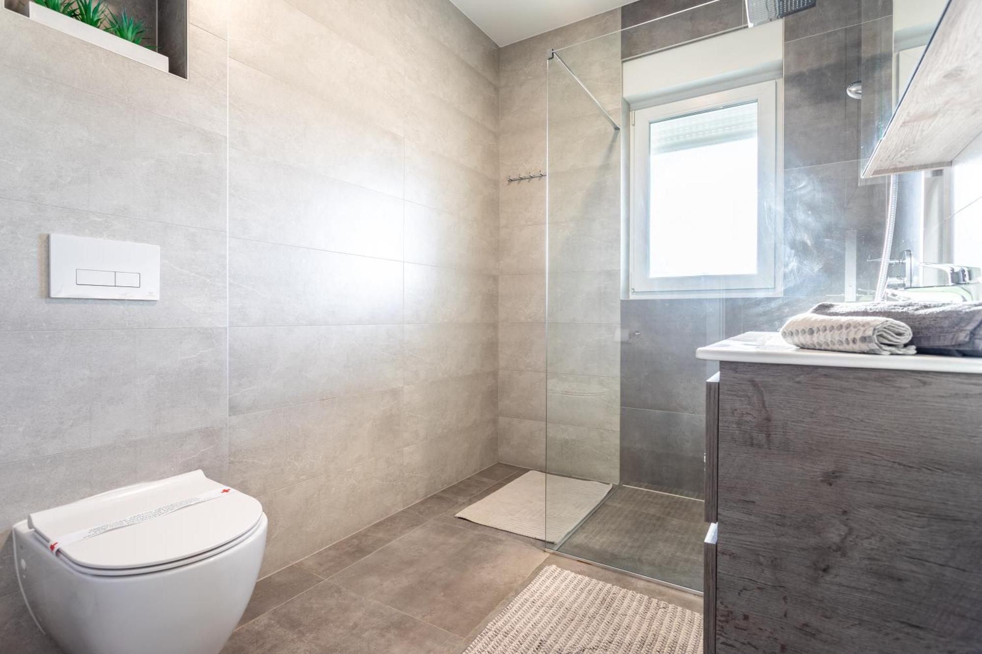 Apartamento New Luxury 3-bedroom Penthouse With Huge Terrace Split