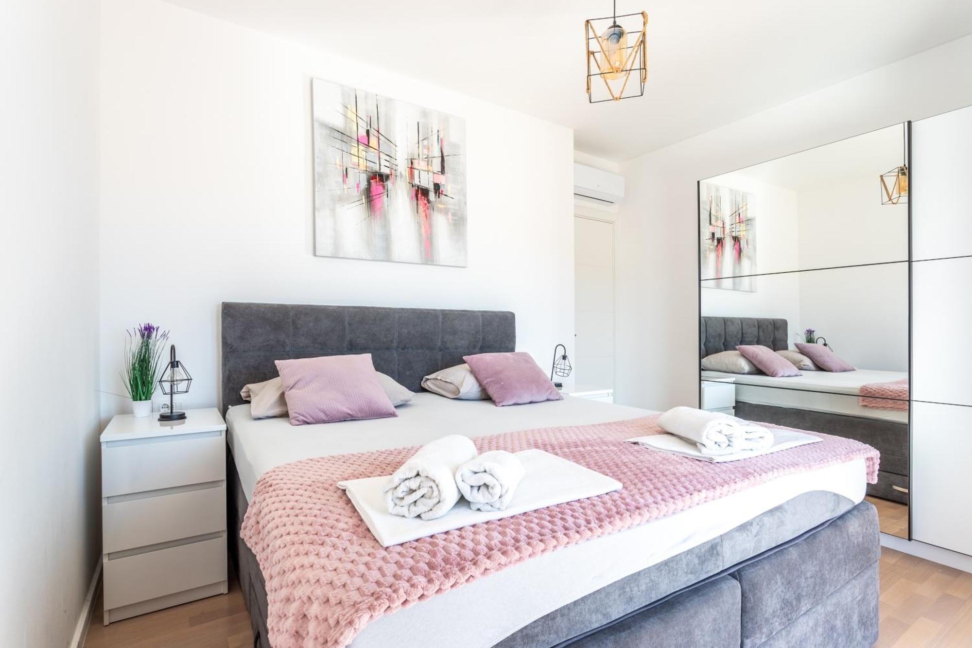 New Luxury 3-bedroom Penthouse With Huge Terrace * Split