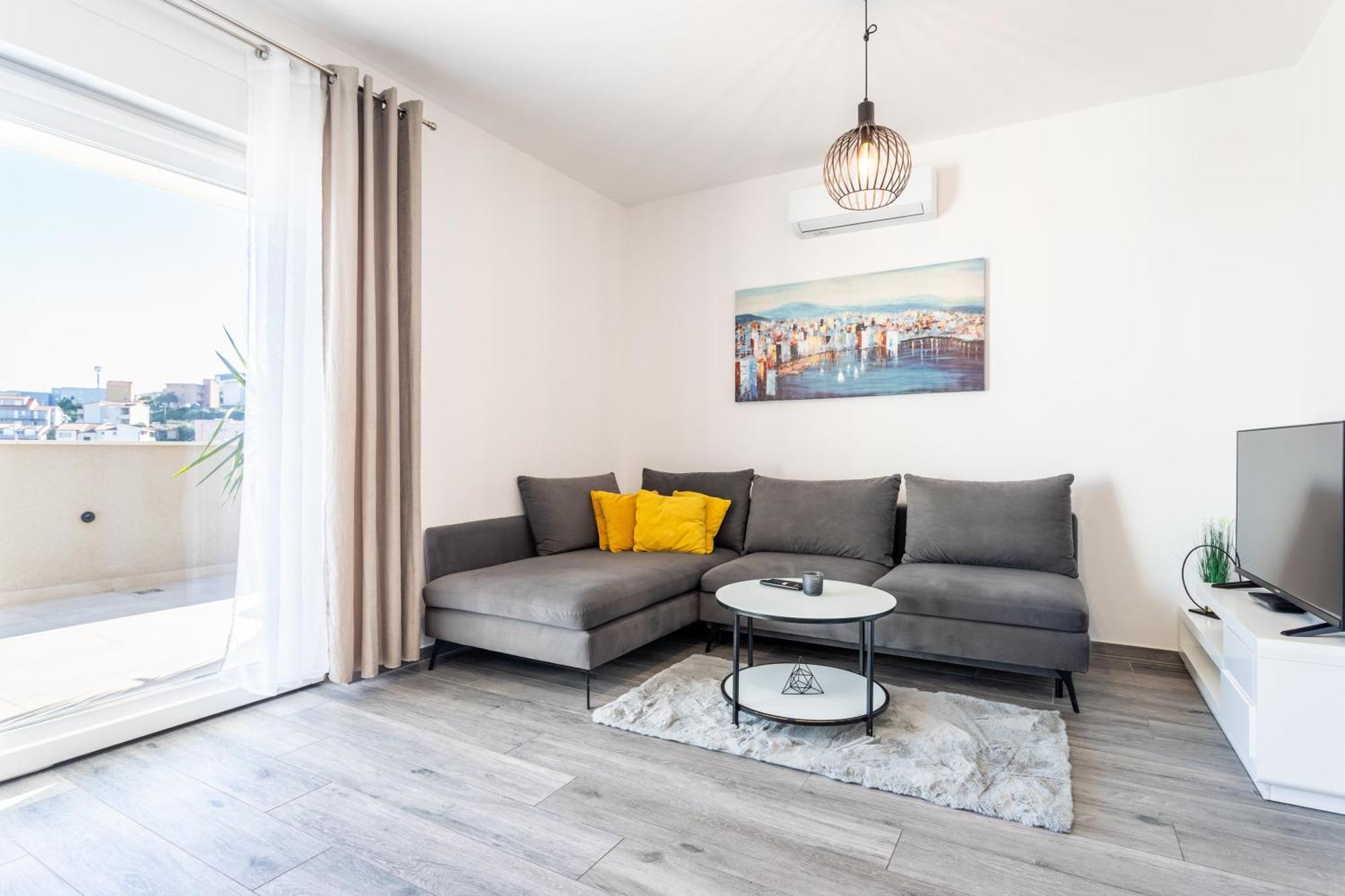New Luxury 3-bedroom Penthouse With Huge Terrace Apartamento *