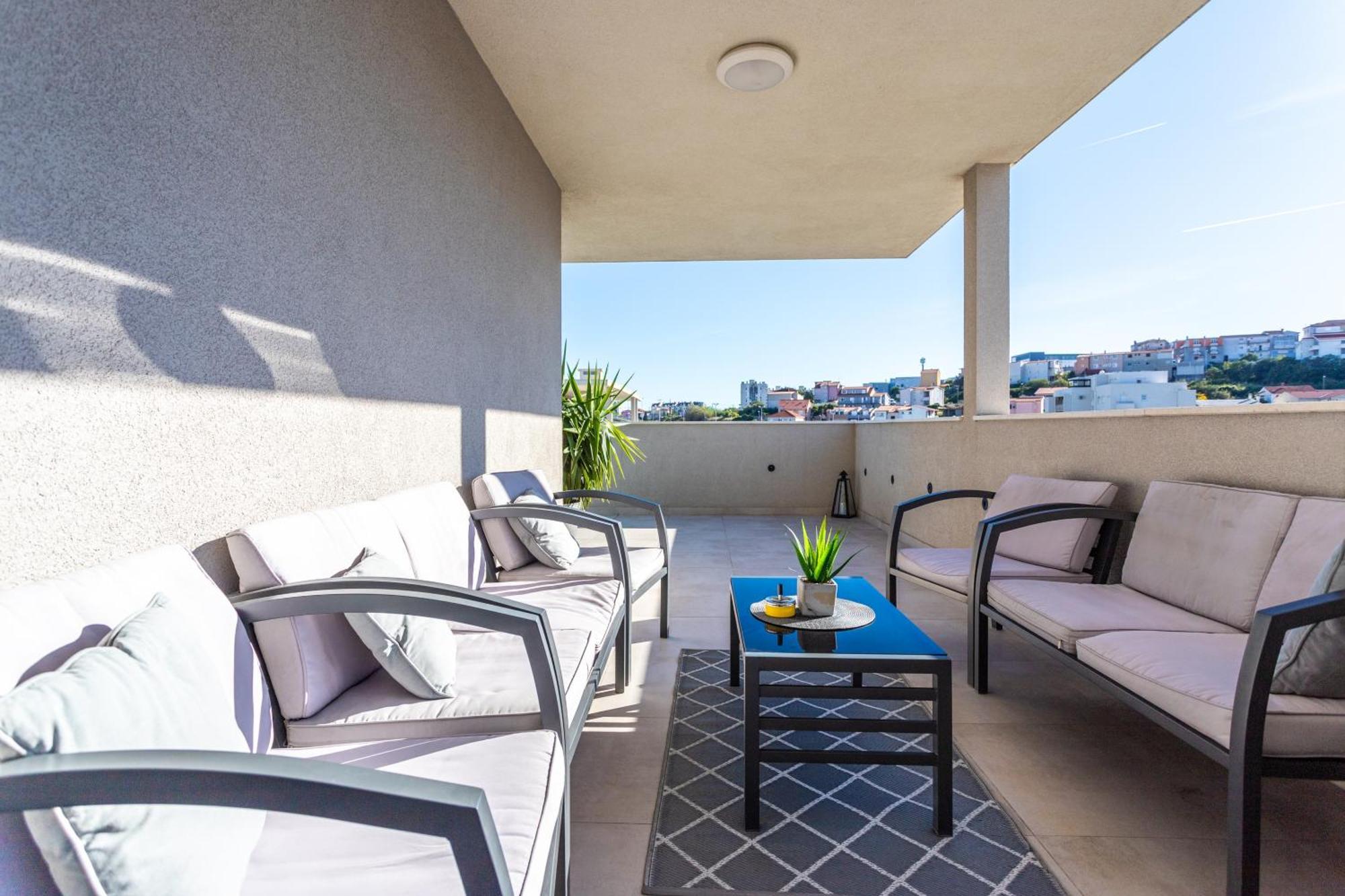 New Luxury 3-bedroom Penthouse With Huge Terrace * Split
