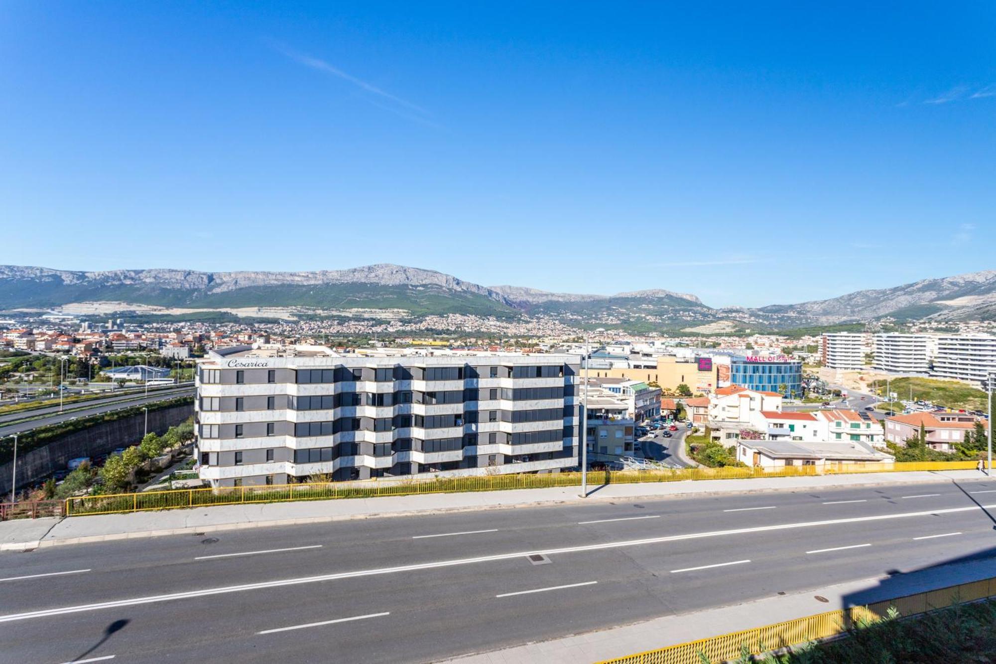 Apartamento New Luxury 3-bedroom Penthouse With Huge Terrace