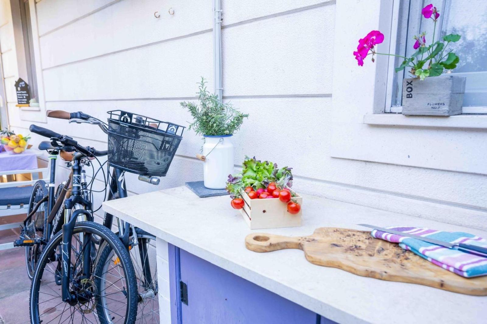 With Terrace And Garden Next To Marjan Park - 2 Free Bikes *
