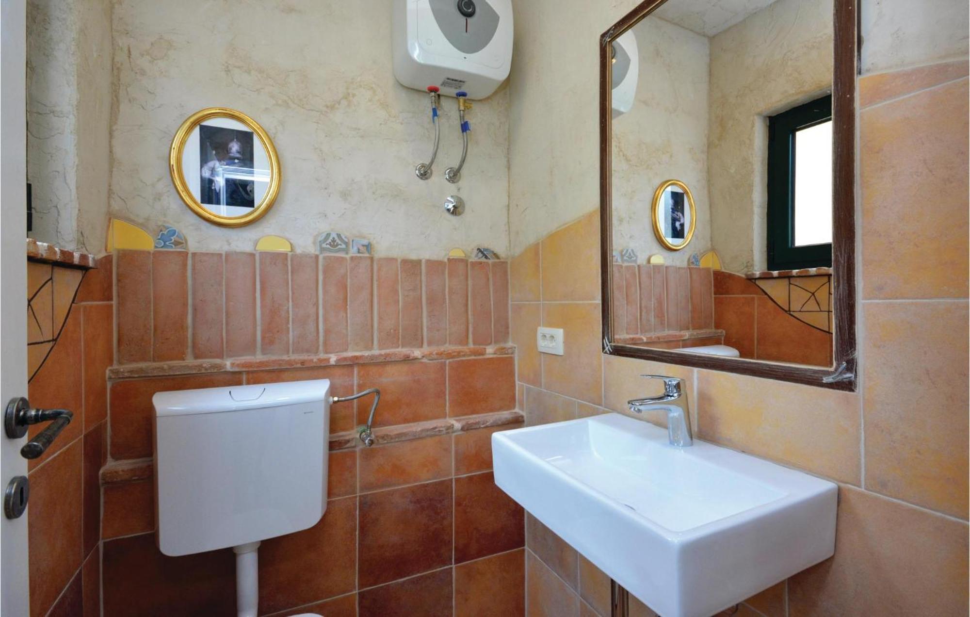 Holiday home Lovely In With House Sea View