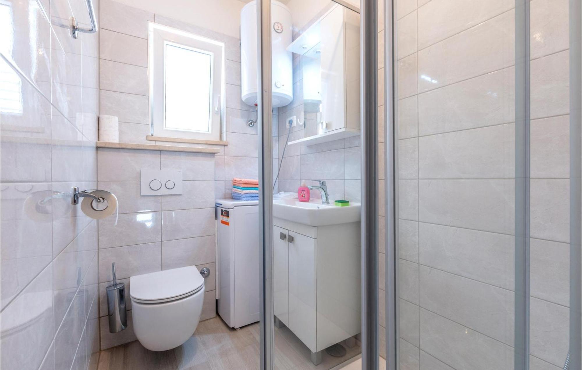 Lovely In Stobrec With Wifi Apartment Split