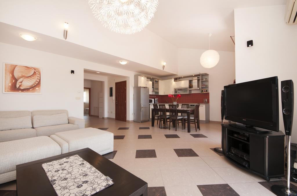 Villa Stojic *