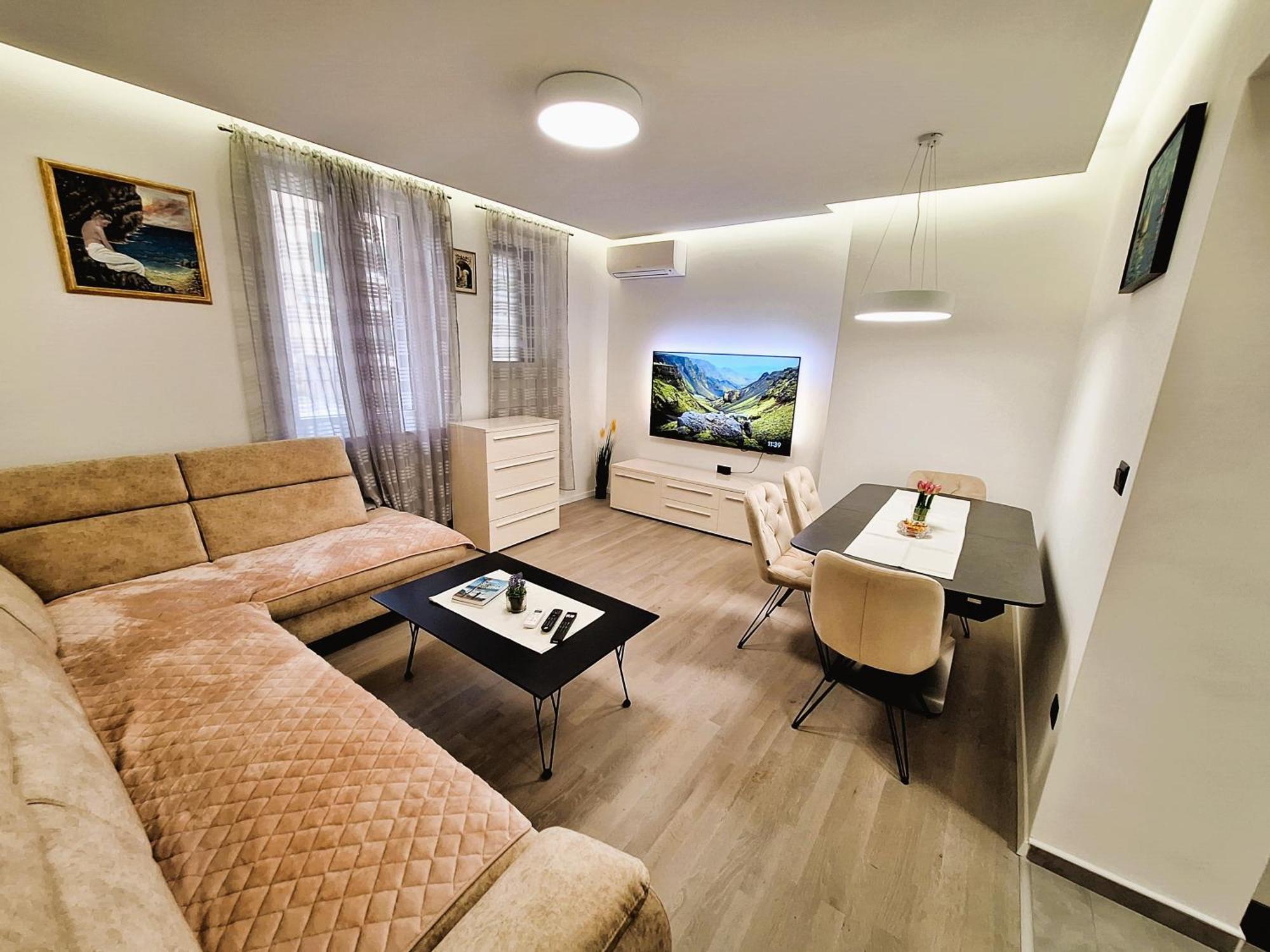 M&l Bacvice Apartment