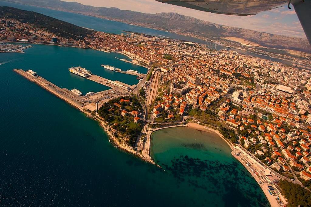 48 krevet i doručak Split