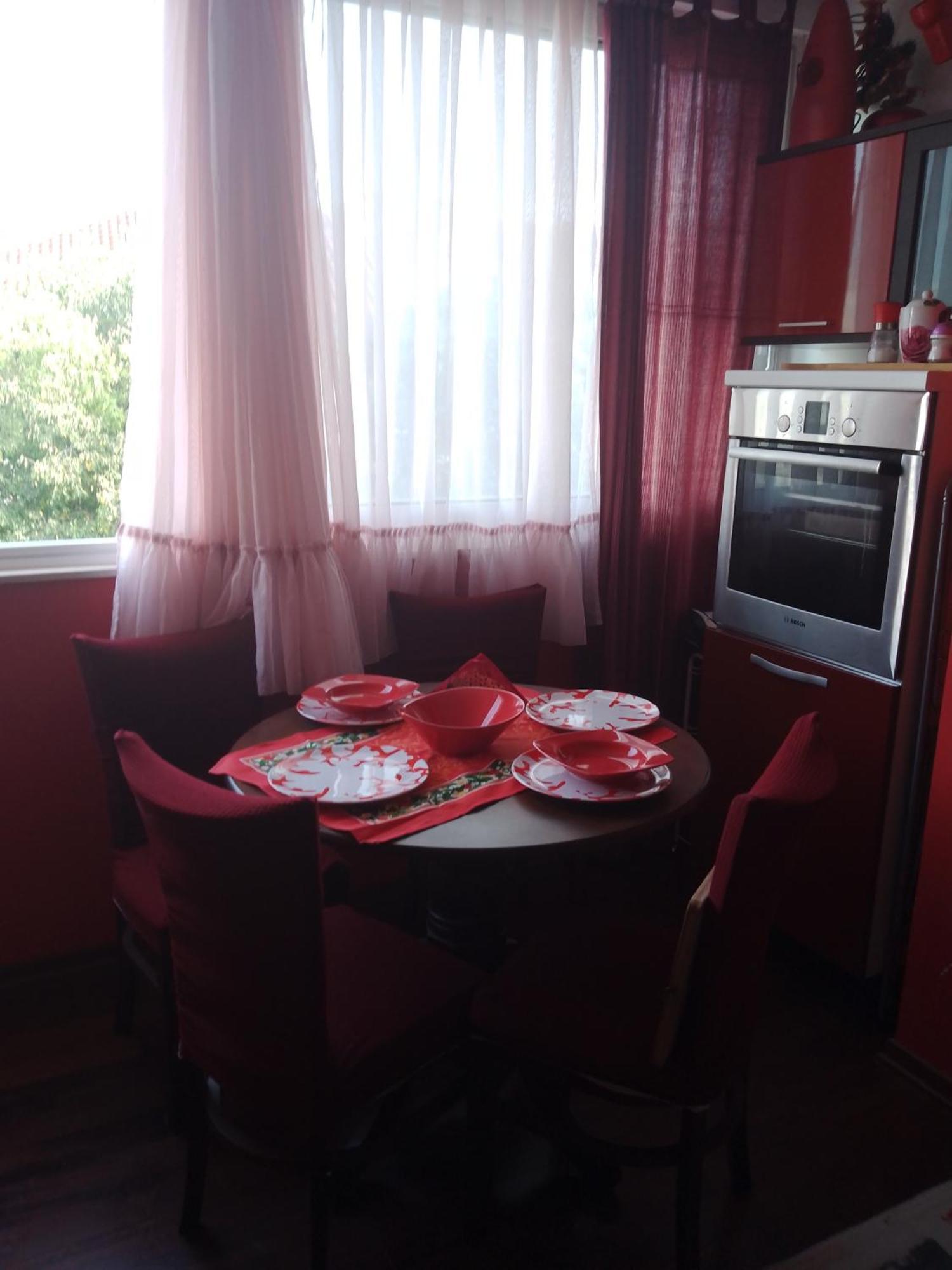 Pinky Life Apartment
