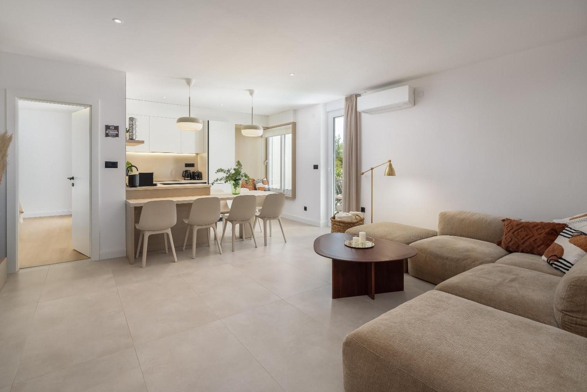Apartment Leonela *