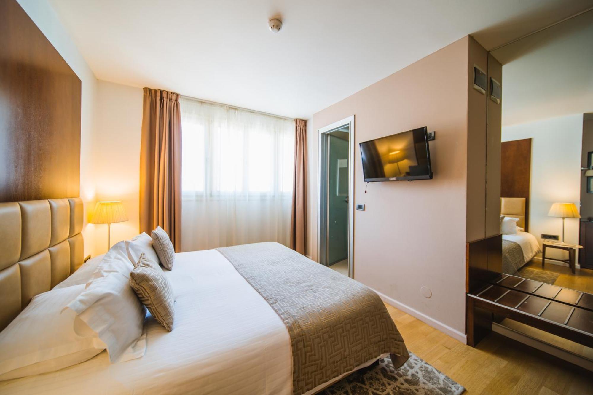 Vestibul Palace & - Small Luxury Of The World 4*