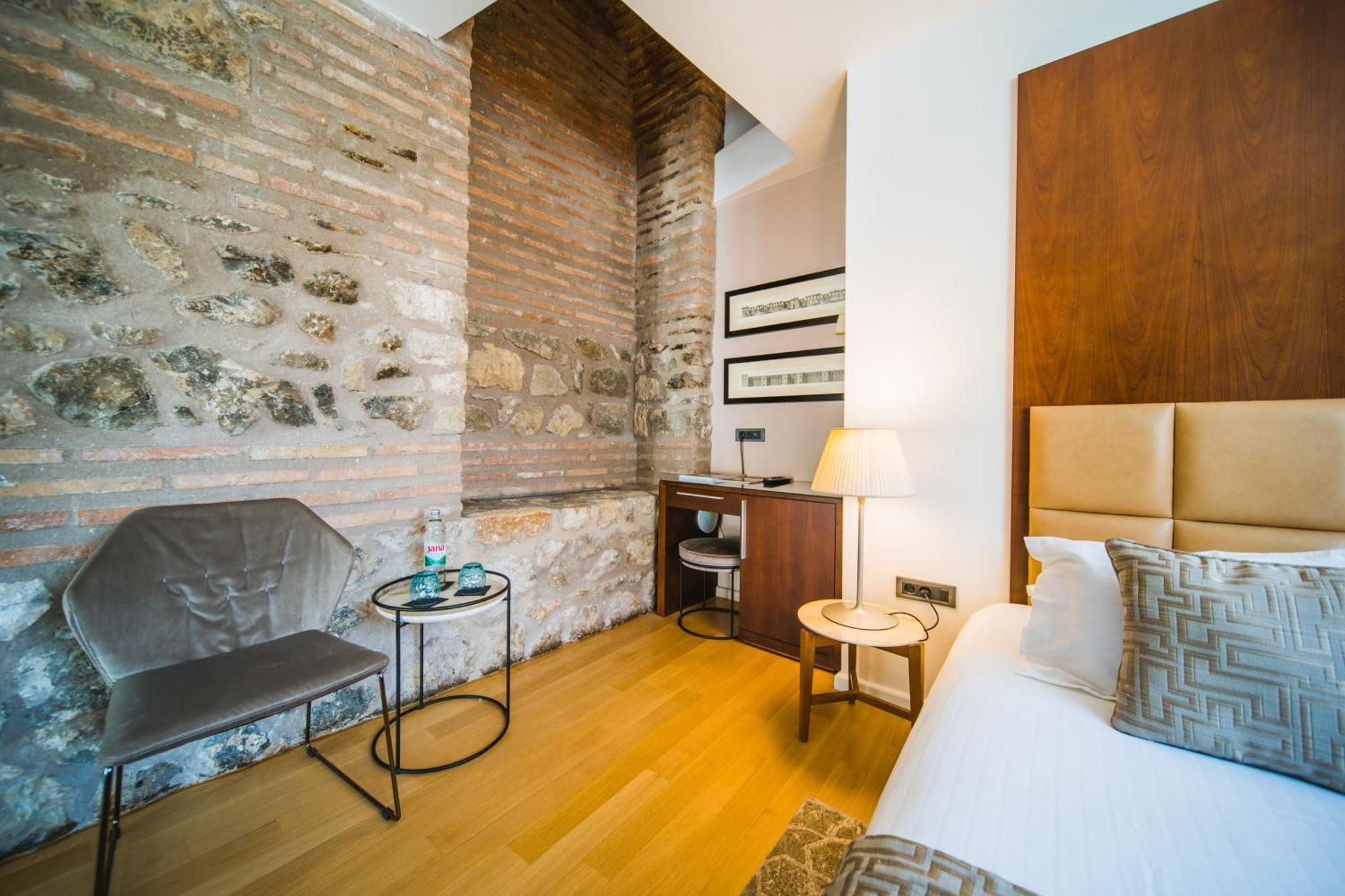 Vestibul Palace & - Small Luxury Of The World 4* Split