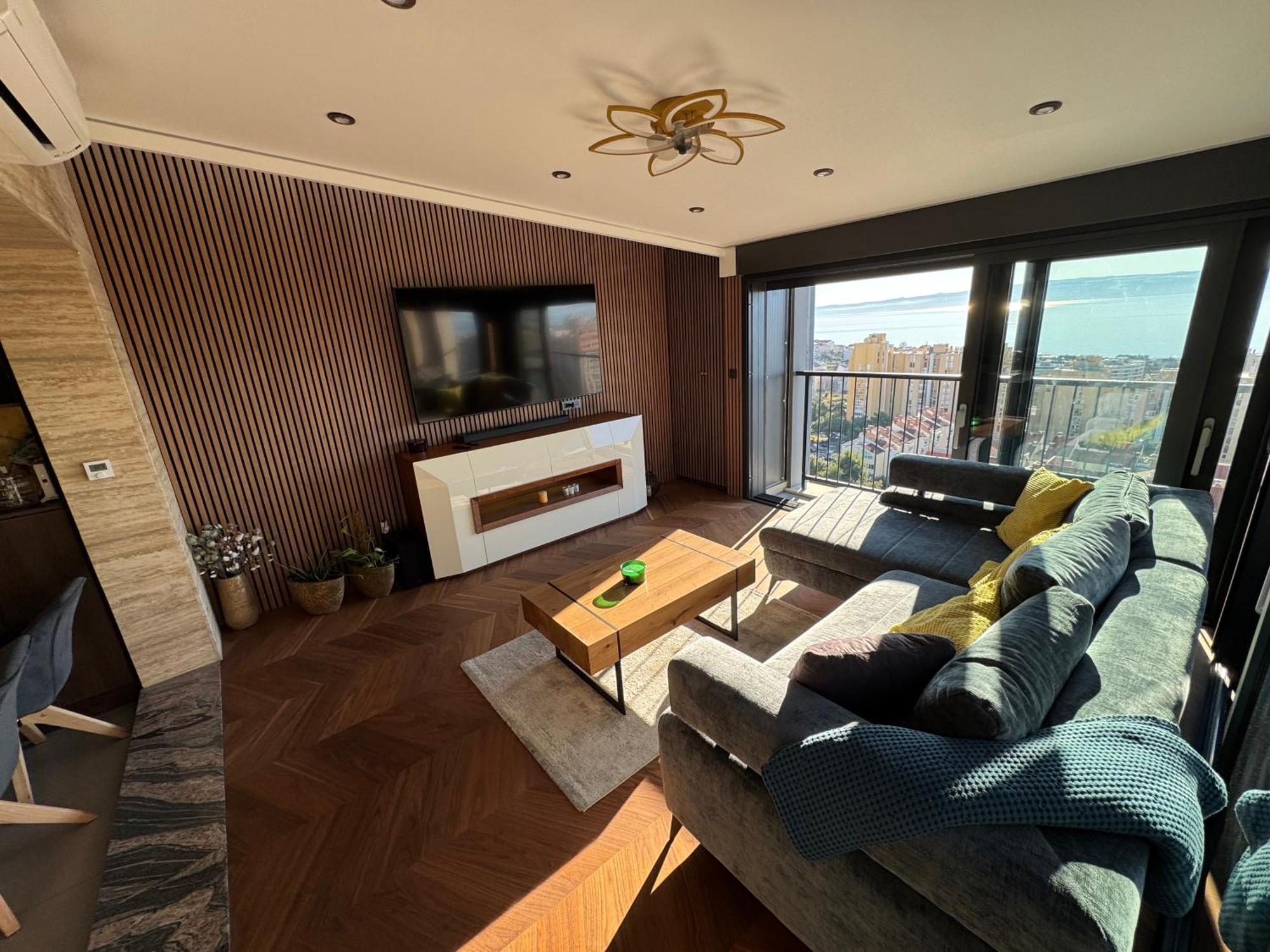 Magic View Luxury Penthouse With Jacuzzi And Sea View
