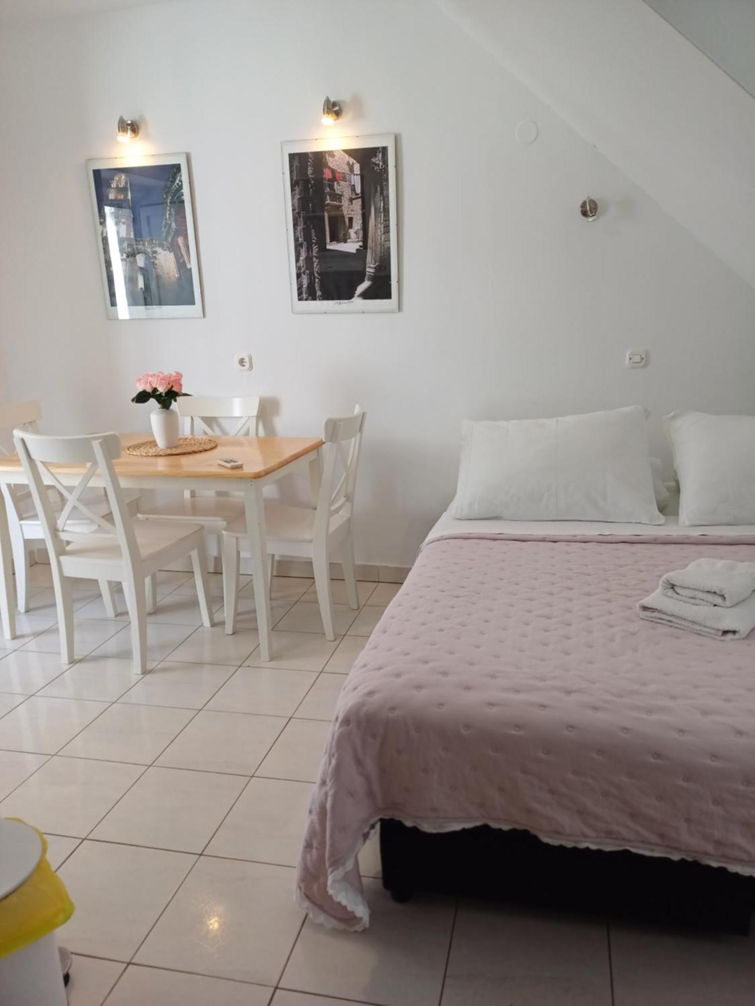 Private In Diocletians Palace Apartamento