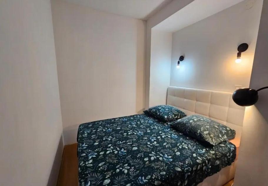 Beautiful Large Apartment, Walk To Beach Appartement *