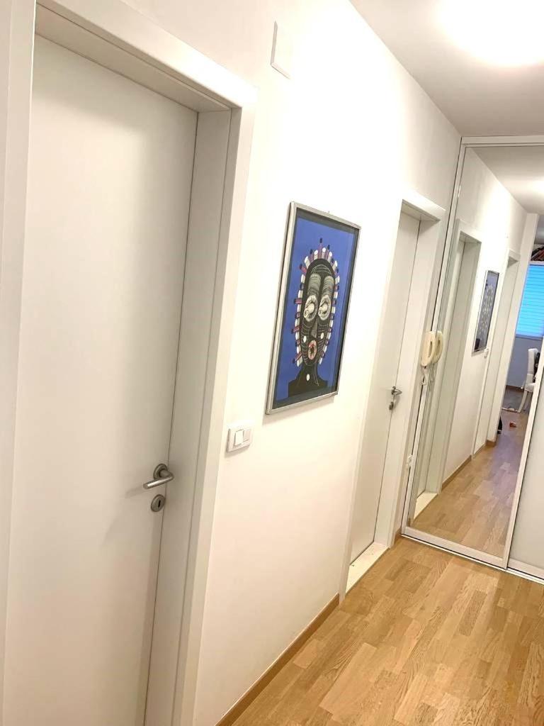 Champion Apartment *