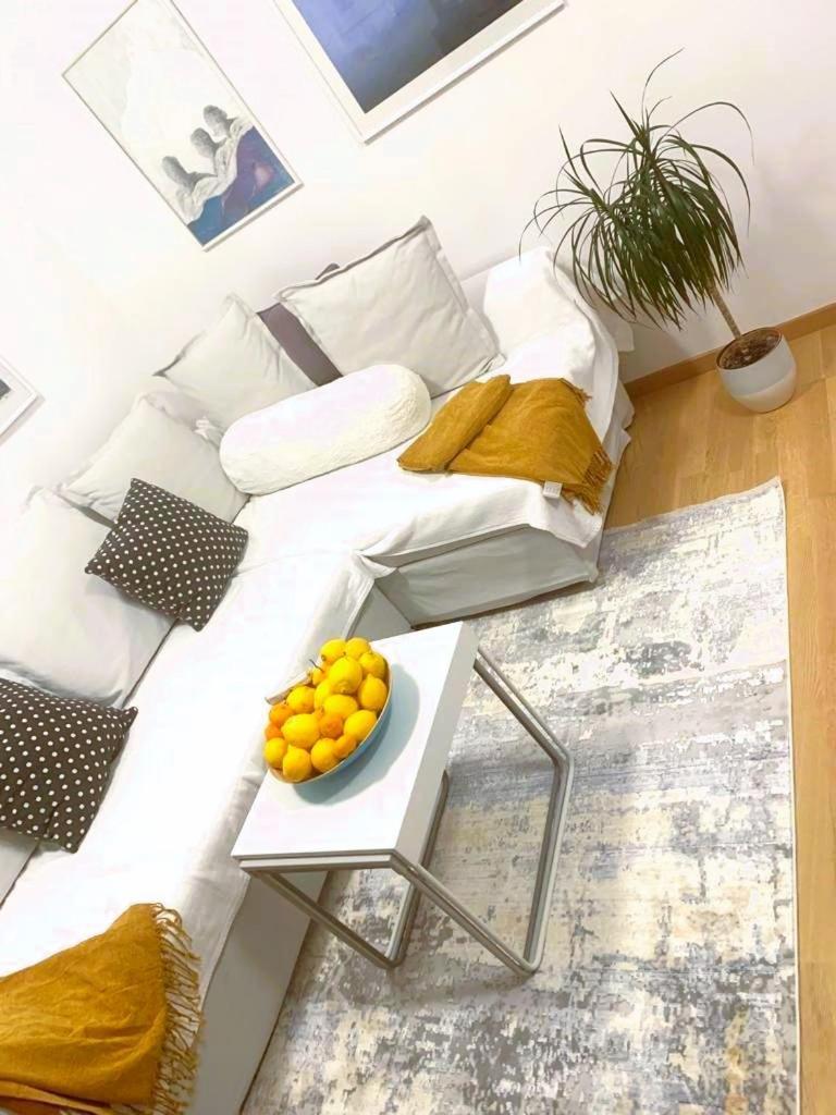 Champion Apartment *