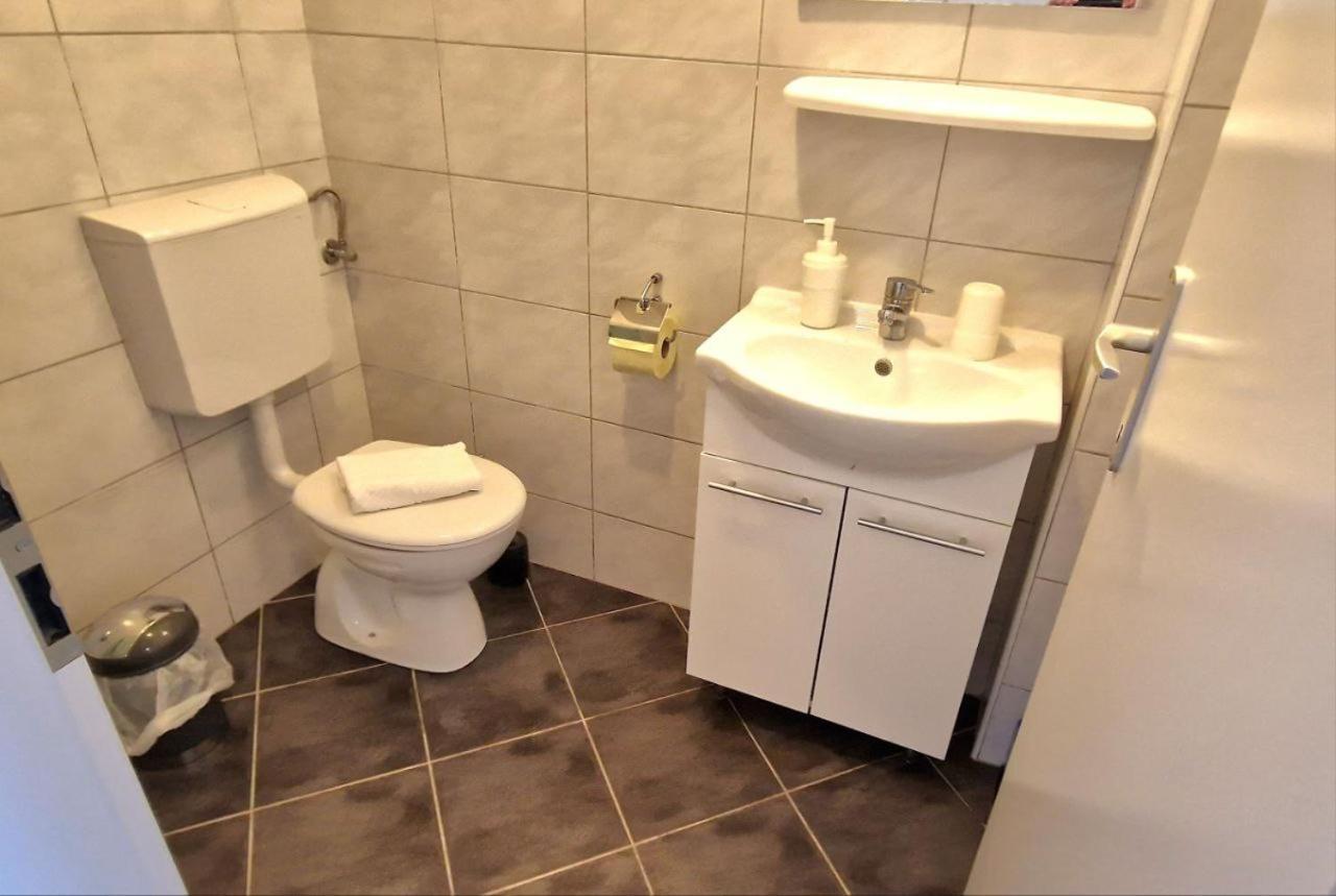 Zvone Apartment *