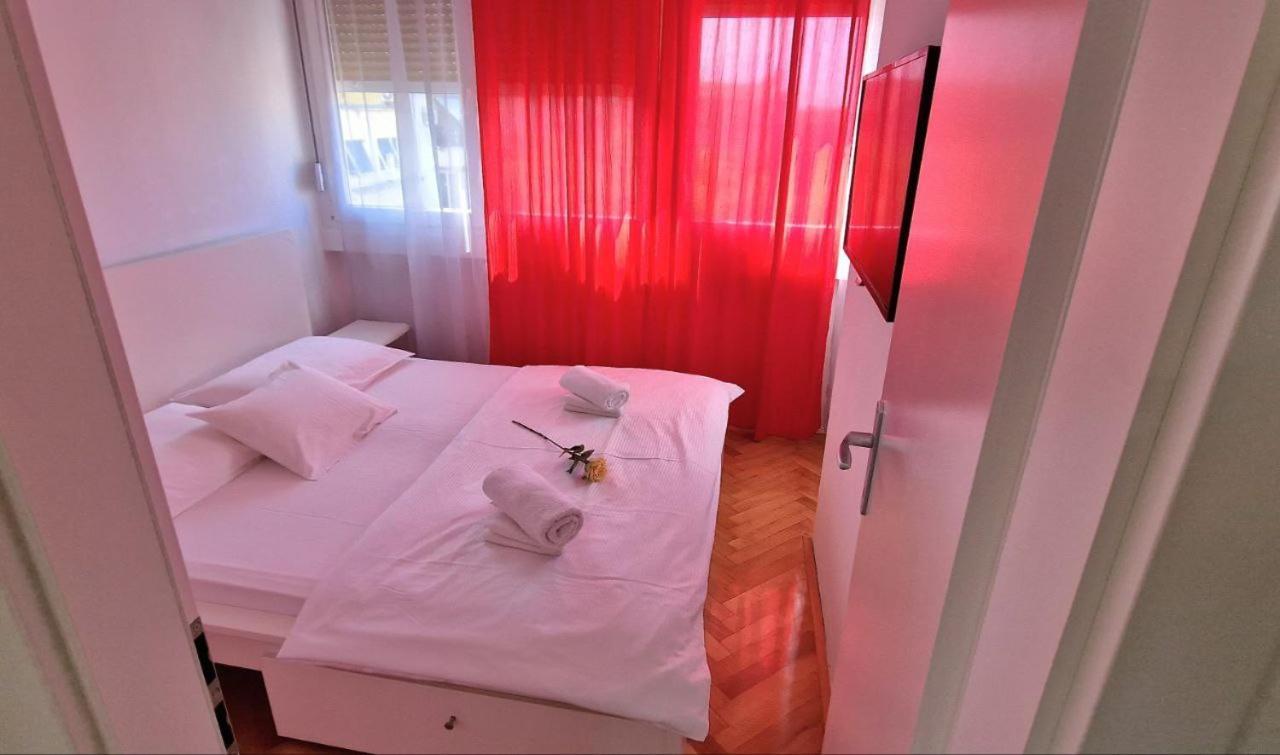 Apartment Zvone *