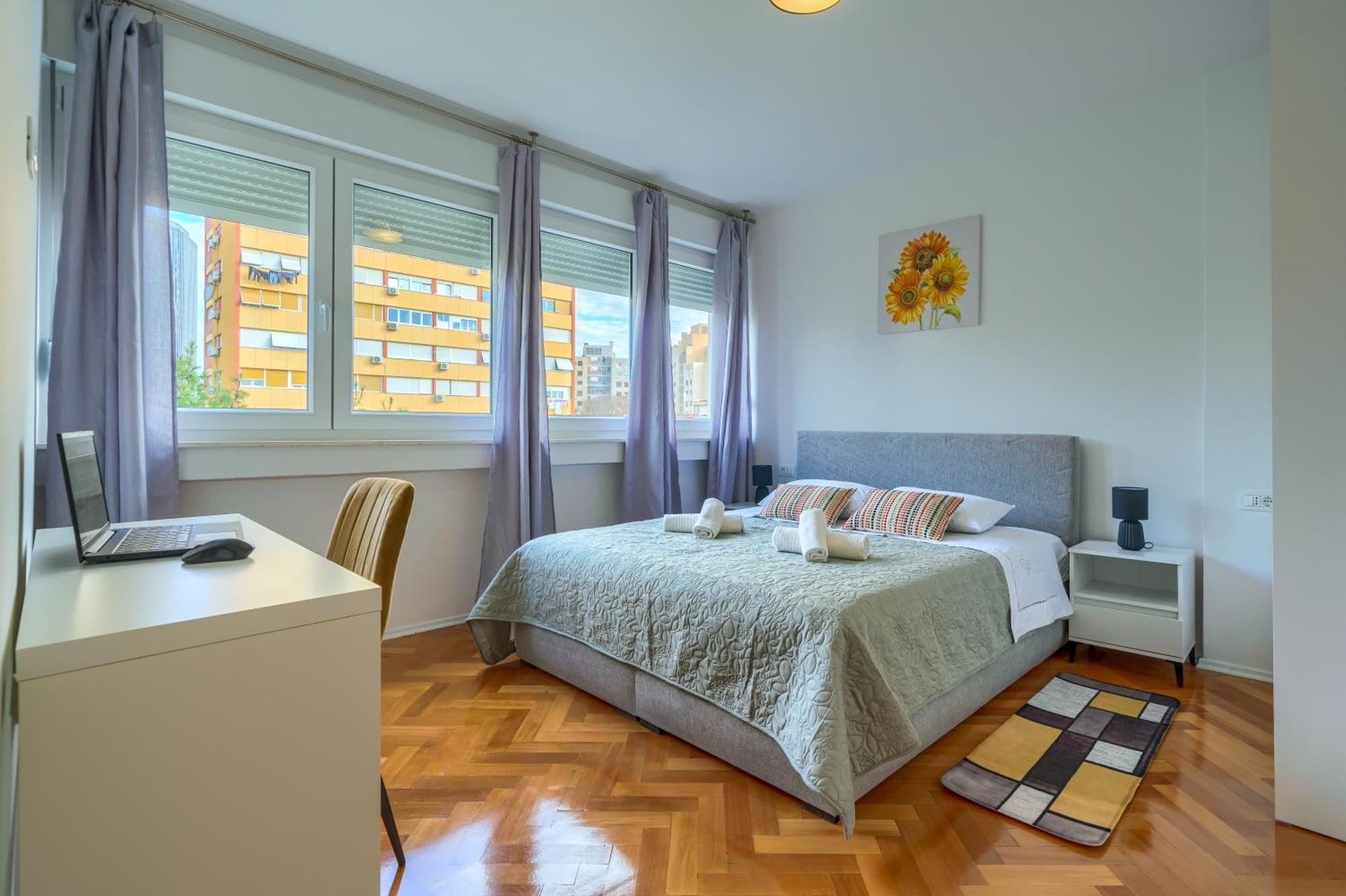 Nikola's Nest Apartment *