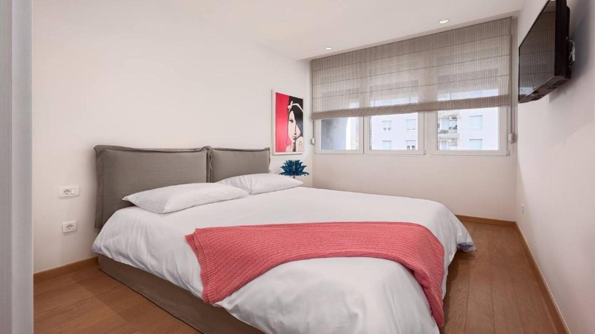 Apartment Gorgeous For 8 Guests