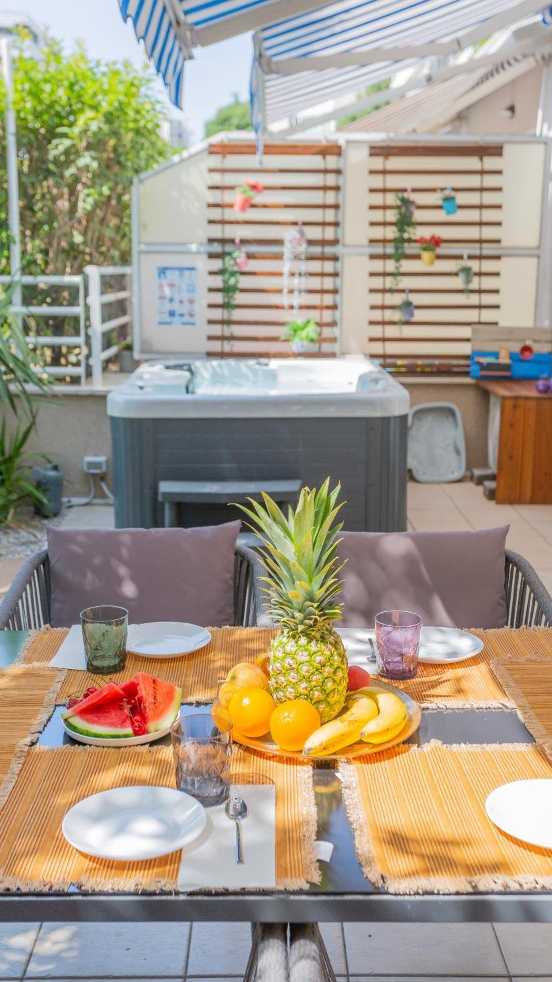 Appartement New Delux Garden With Hotube ****