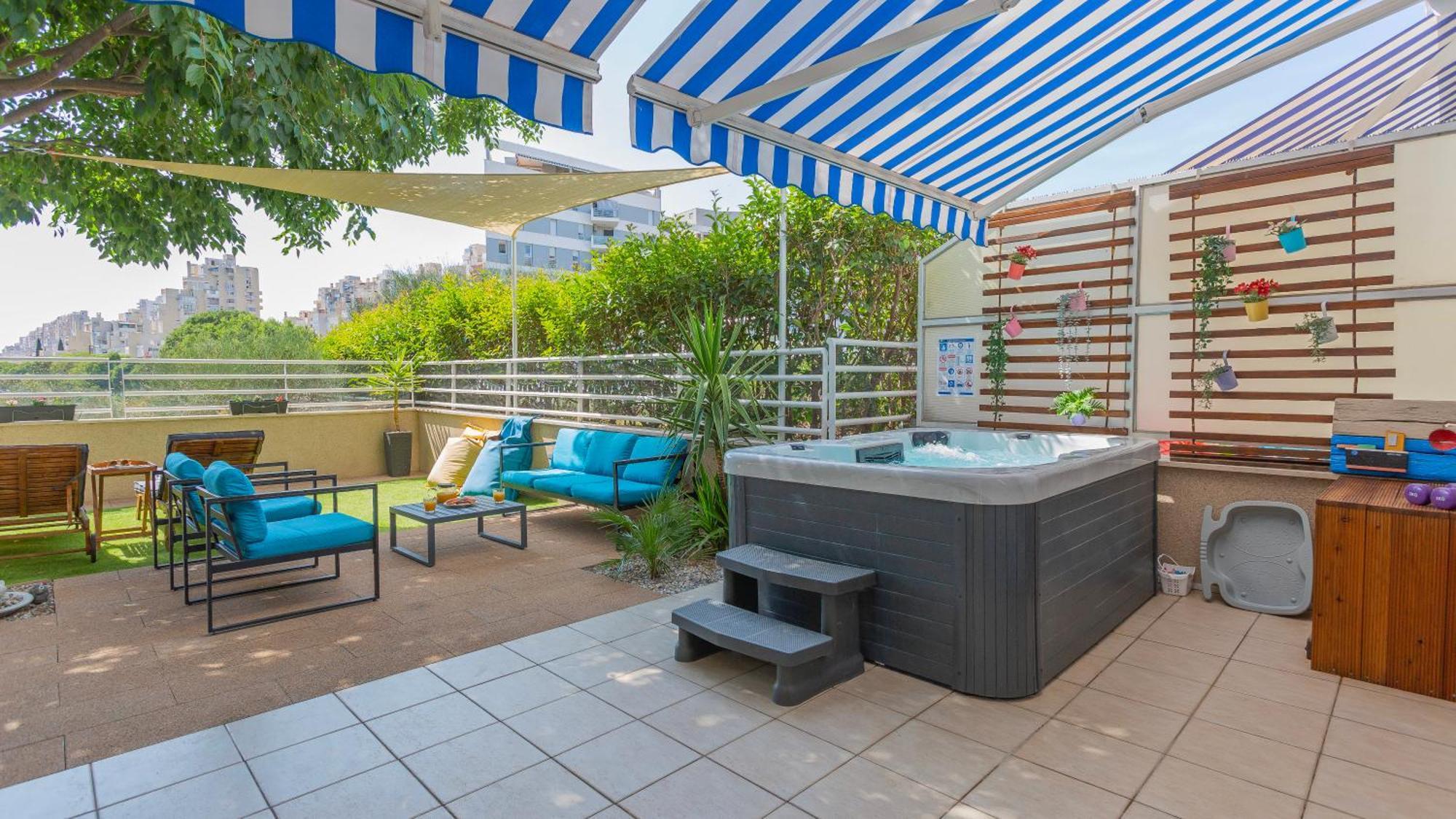 Appartement New Delux Garden With Hotube **** *