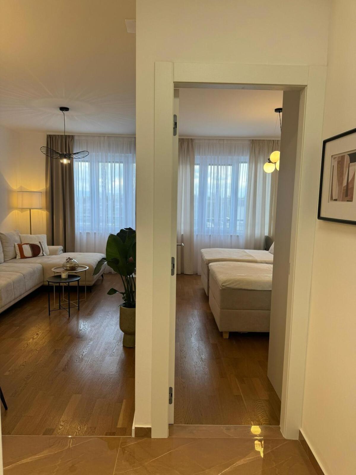 Alegria - Free Garage Parking Apartment *