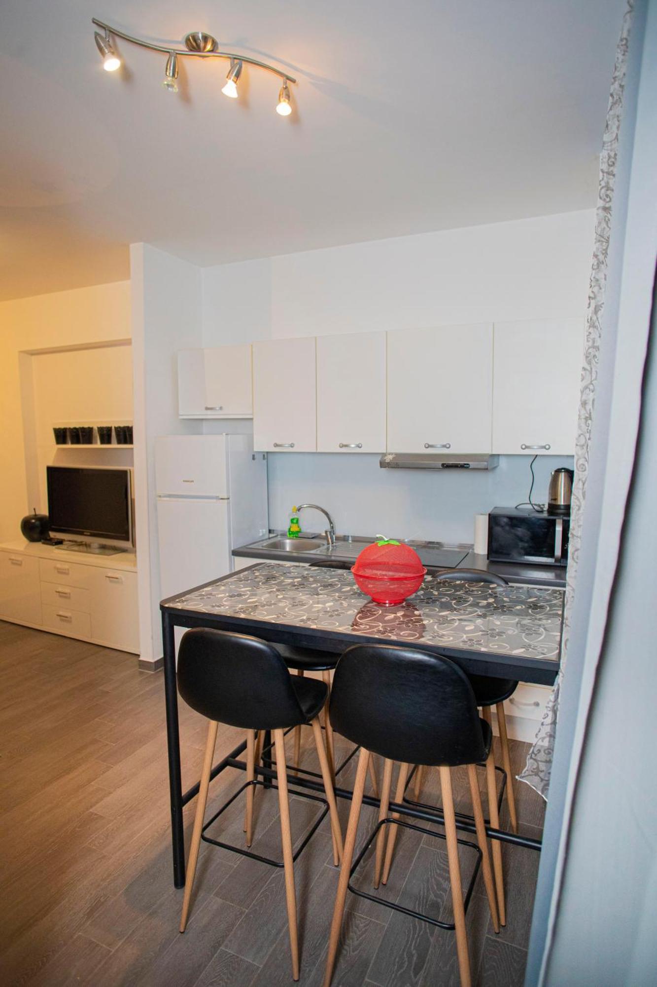 Silver Tree Apartment
