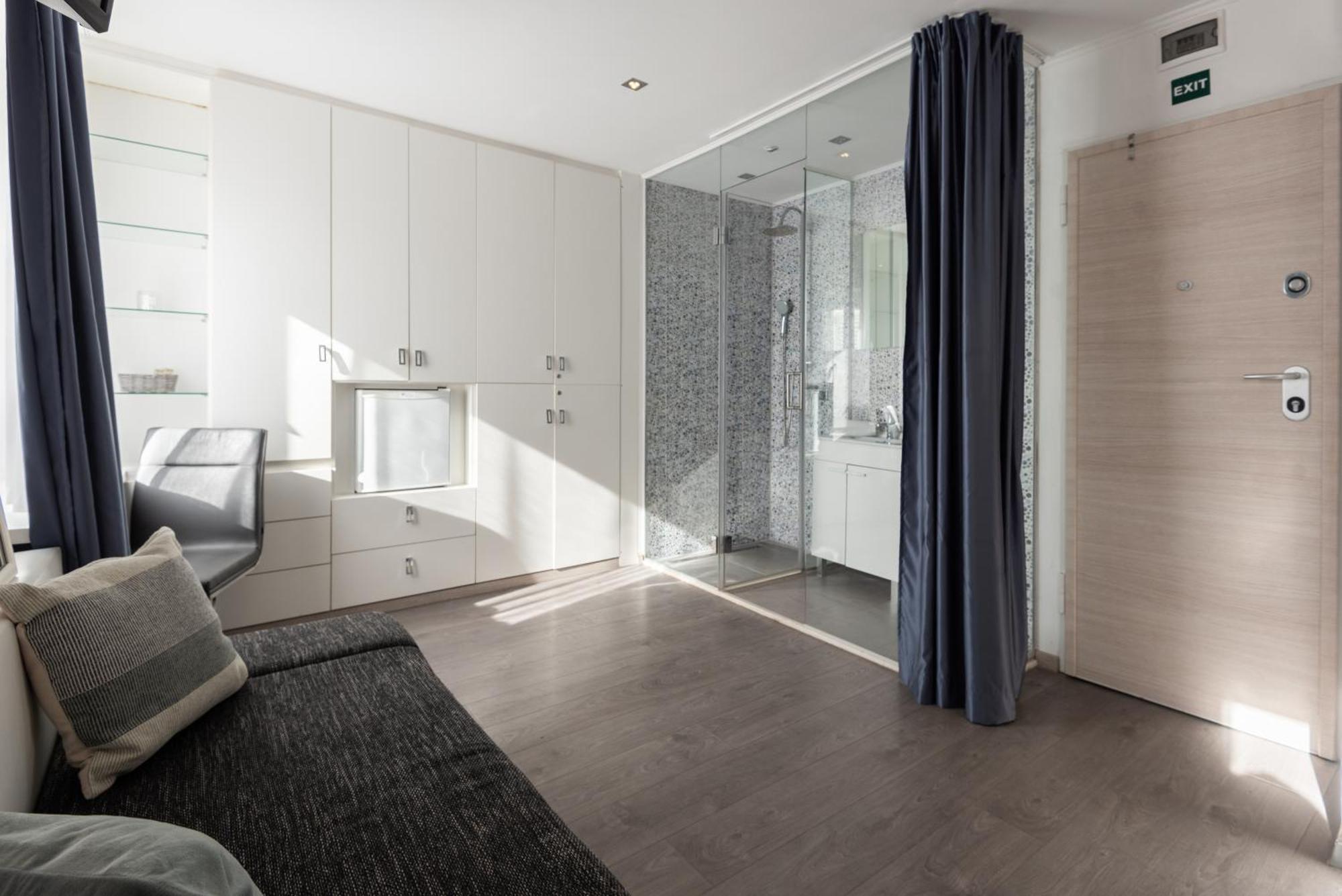 Rokos Superior Downtown - Comfortable With Private Bathrooms - Perfect Location For Exploring Diocletian's Palace And The Gastronomy Of Within Walking Distance Guest house *