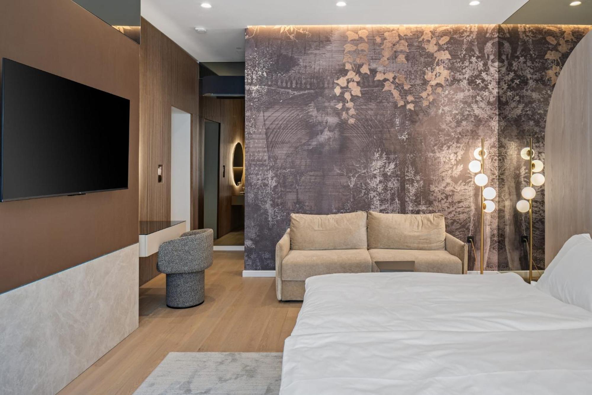 Monamel Luxury 4* Split