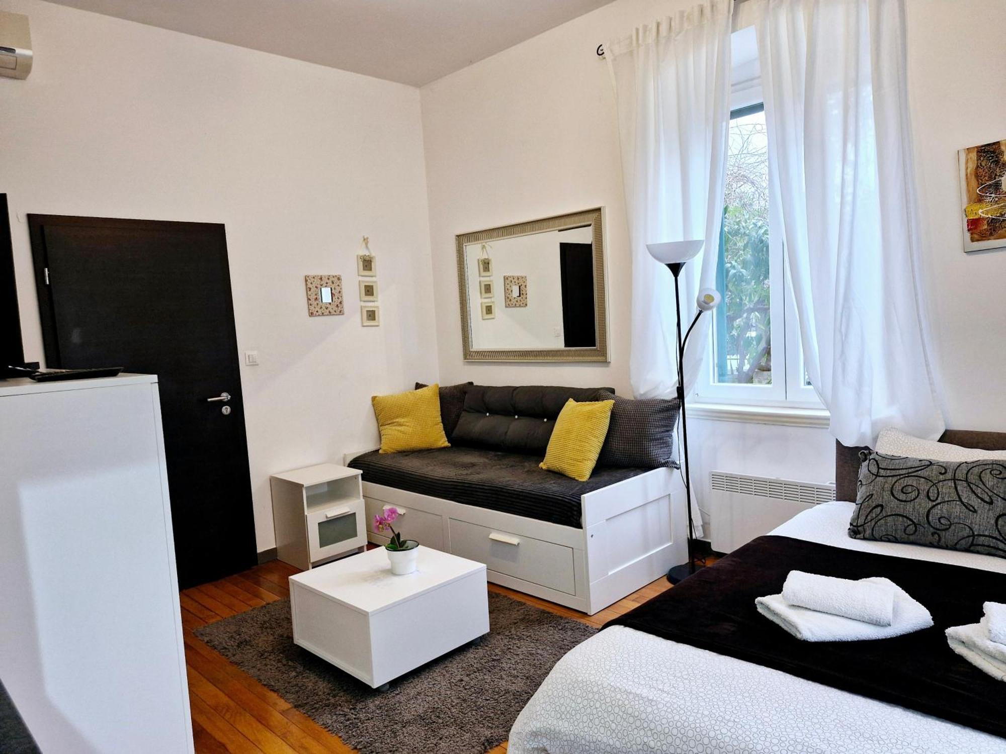 Guest house Beach City Pearls 3*