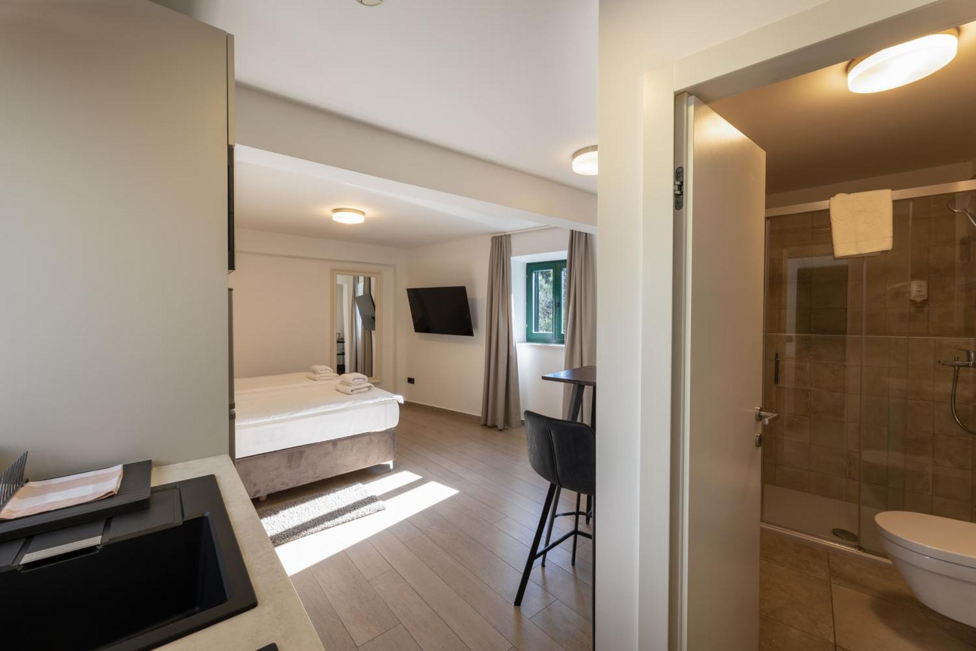 Korta Apartment