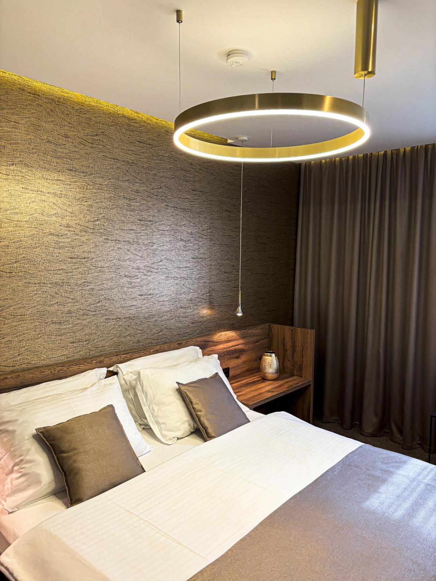 Calma Luxury Bed & Breakfast *