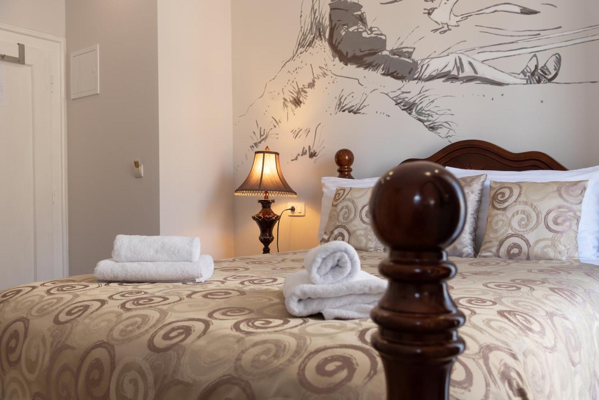 Capital Luxury Guest house *