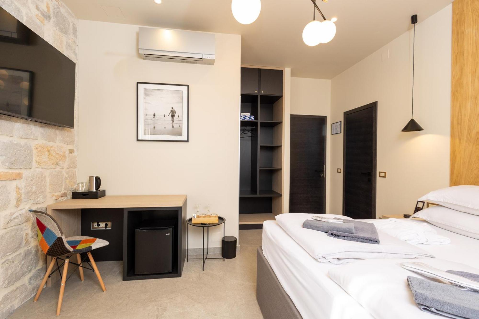 East Coast Deluxe Bed & Breakfast