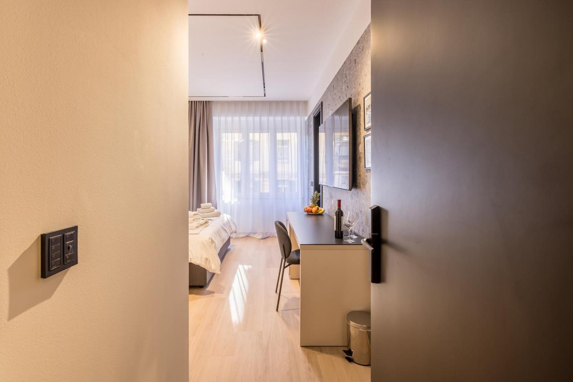 Riviera Apartment *