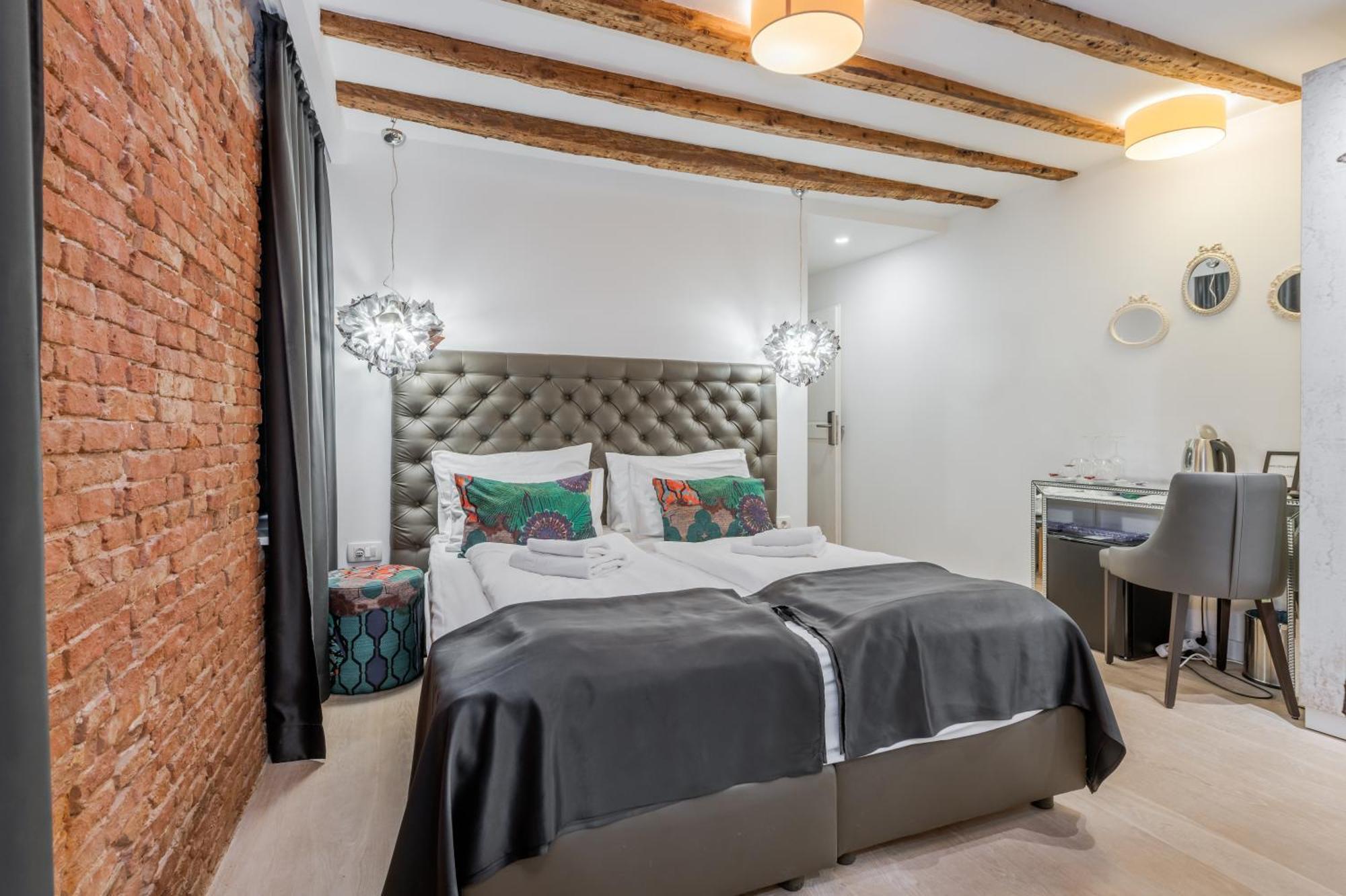 The Code Luxury Guest house 4*