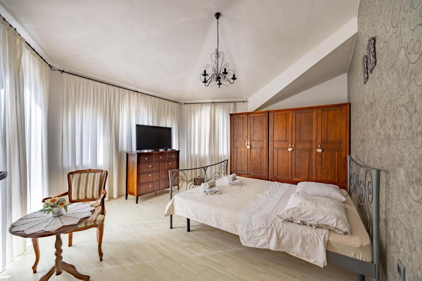 Vakantiehuis Darko - With Parking Split